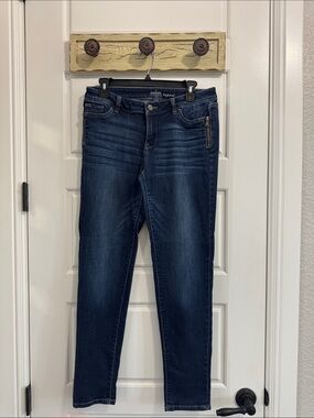 💕 Cute Boyfriend Jeans in Dark Blue Wash ✨